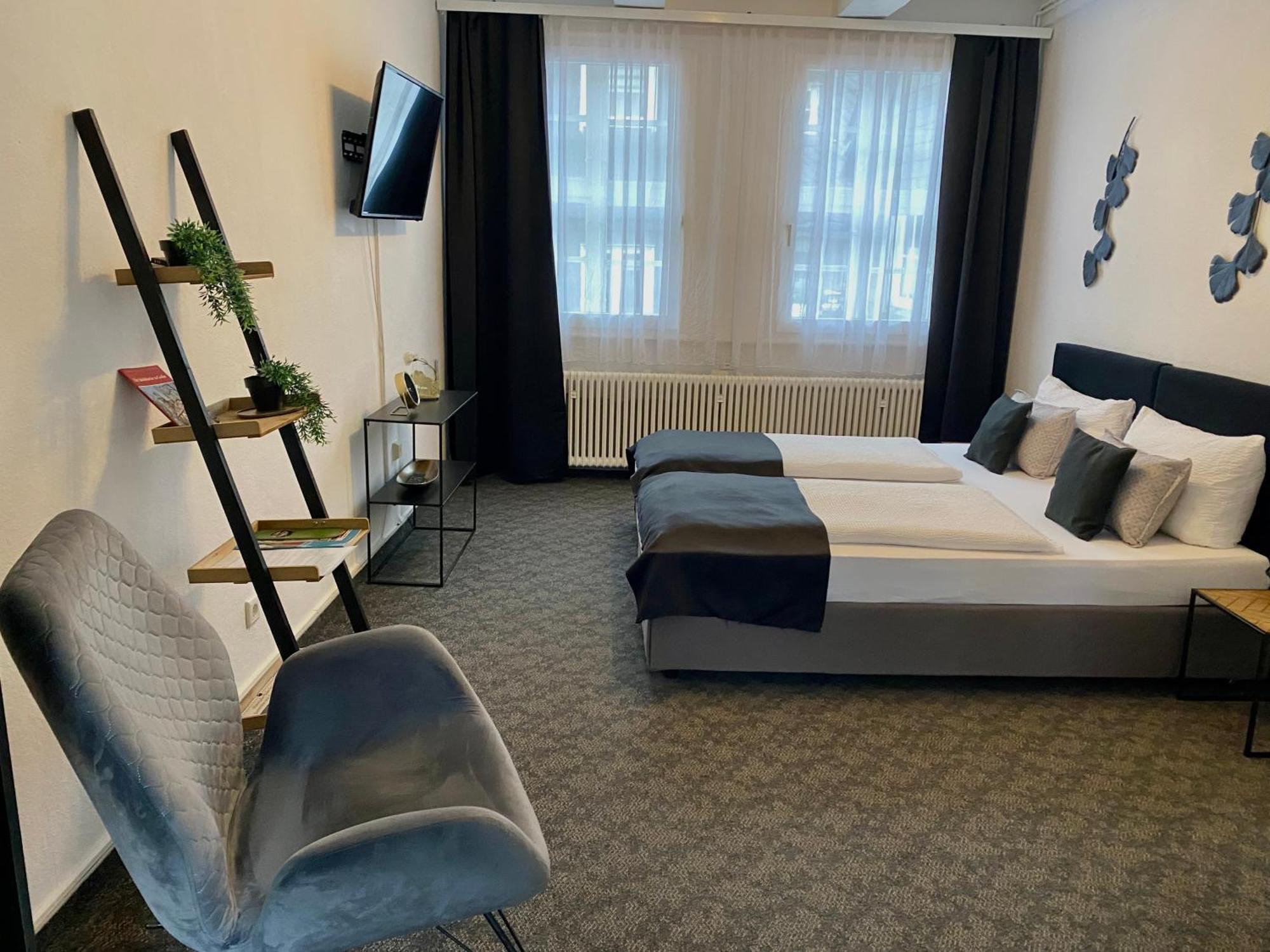 Altstadt-Hotel Gosequell Гослар Екстериор снимка