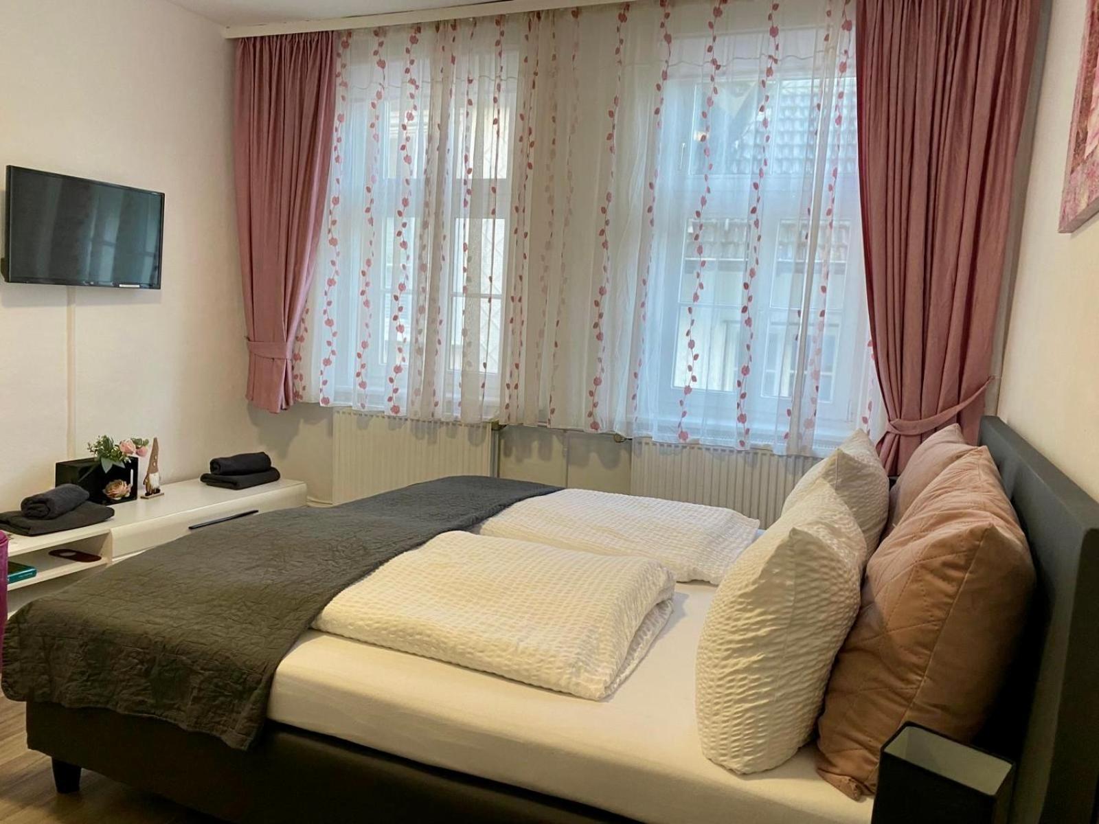 Altstadt-Hotel Gosequell Гослар Екстериор снимка