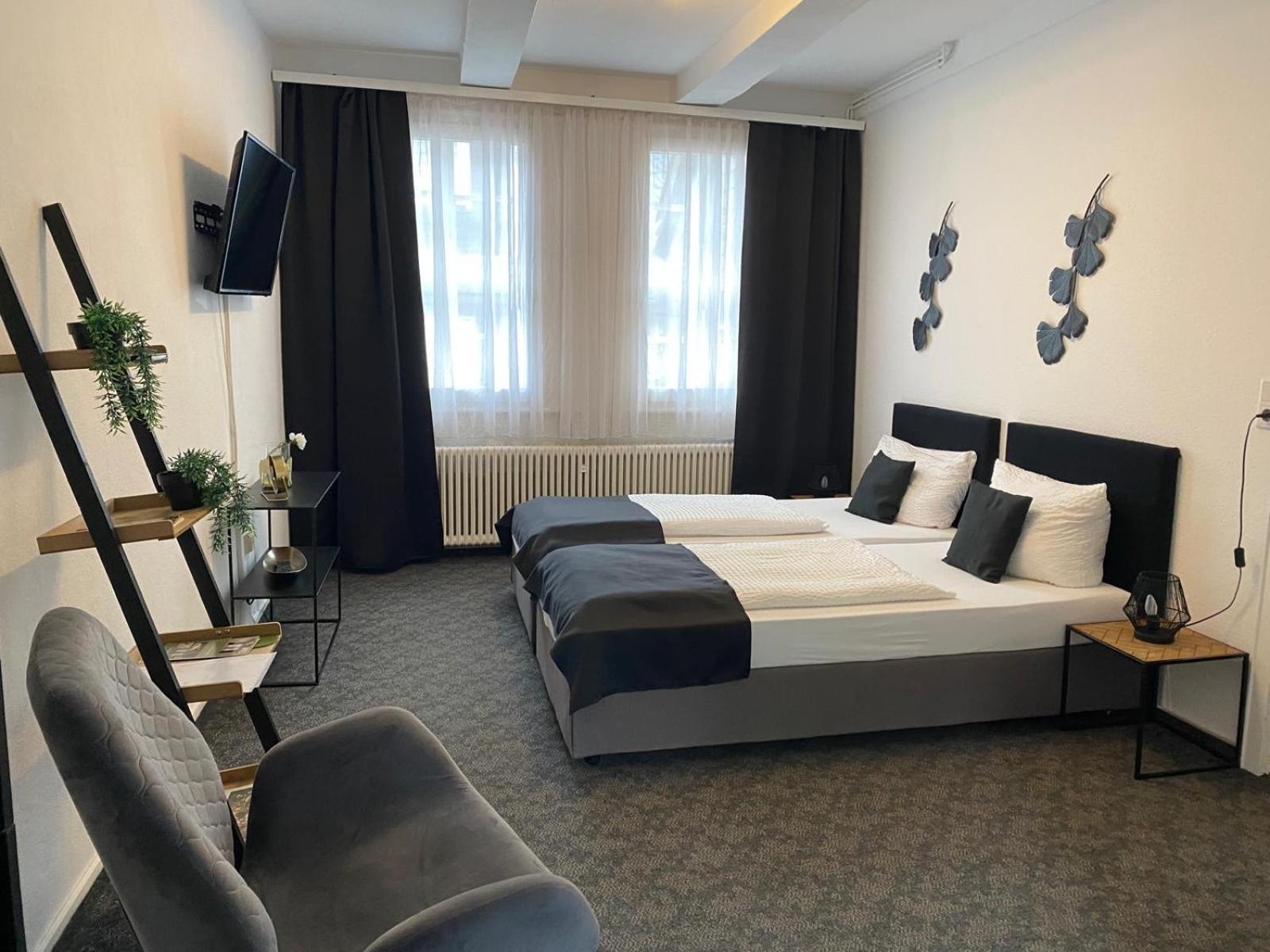 Altstadt-Hotel Gosequell Гослар Екстериор снимка